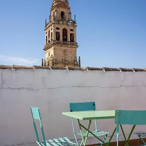 https://patio-de-la-hoguera.es-andalucia.com